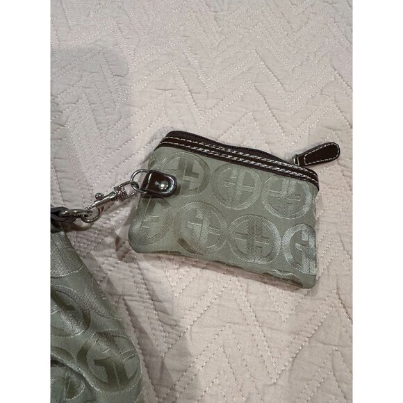 Giani Bernini handbag in beige satiny fabric w/tons of compartments - Picture 5 of 8